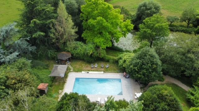 Chambres D'Hotes Les Vignes Montcet Exterior foto